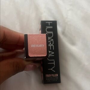 HUDA BEAUTY Faux Filler Lip Gloss in She Flirty